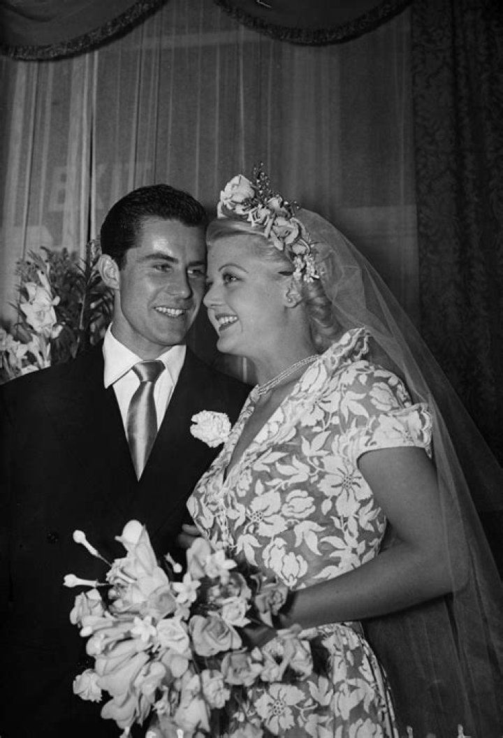 Unveiling the Mystery: Who is Angela Lansbury Married To?
