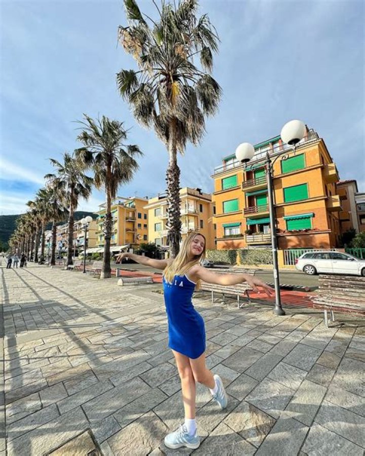 Valeria Negurenko Bikini: A Journey Into Fashion, Style, and Influence